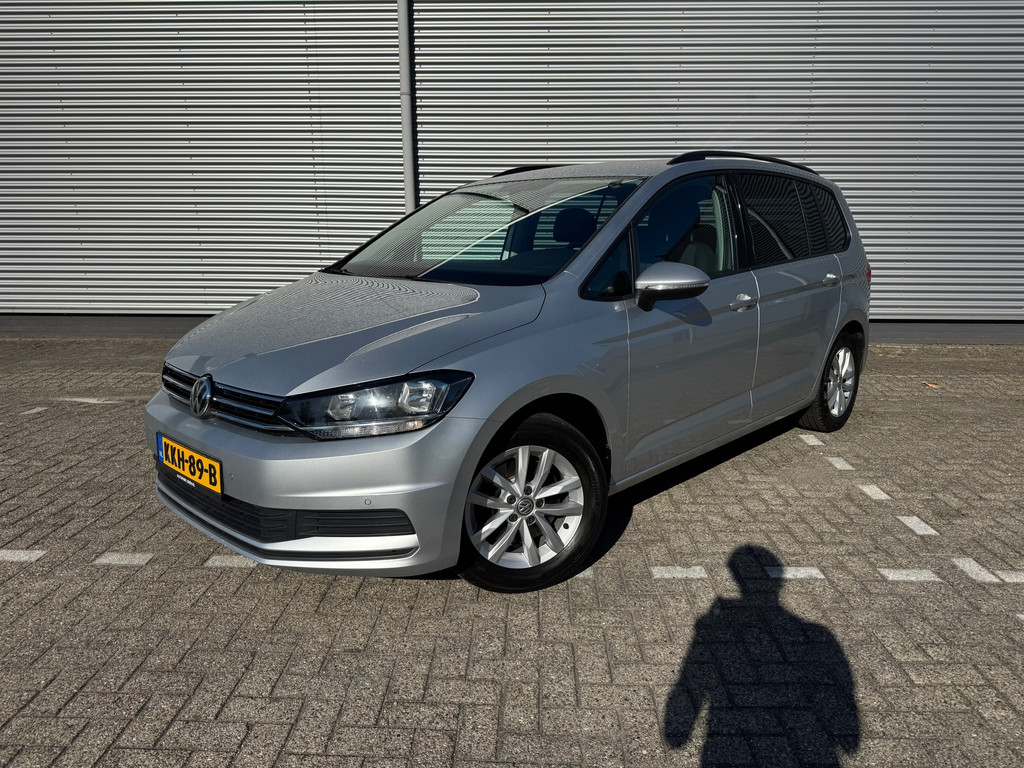 Volkswagen Touran 1.5 TSI Comfortline Business 7p 55948316-0.jpg | Autopark Uden 